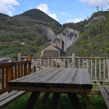 Hotel Rural El Porton De Murillo Broto Exteriér fotografie